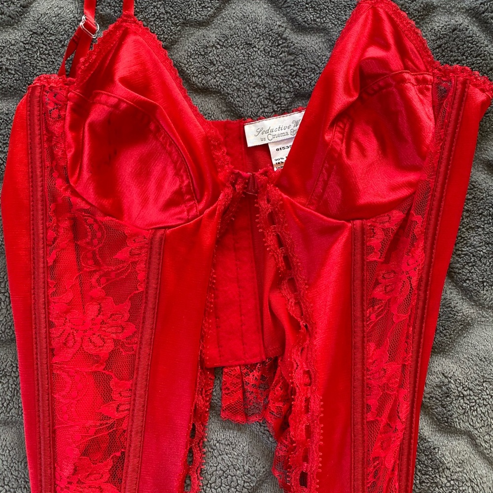 Red Lingerie - Picture 2 of 4